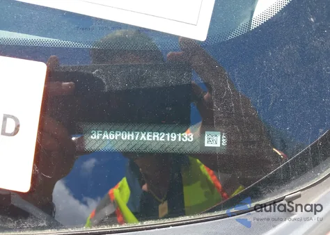 2014 Ford Fusion Se z USA, uszkodzony, nr VIN 3FA6P0H7XER219133